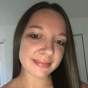 Meet your Posher, Brianne